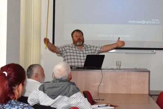 Na dalším ze série seminářů projektu KINEÓ II přednášel Petr Malinský